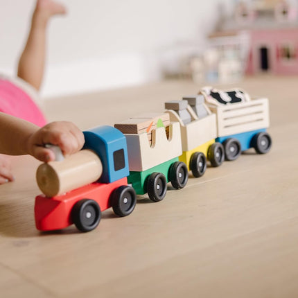 MELARQT Melissa & Doug Wooden Farm Train Toy Set (E-Commerce Packaging)