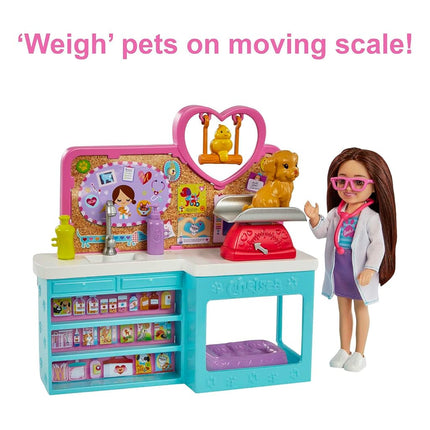 Barbie Chelsea Doll and Accessories, Pet Vet Playset with Doll, 4 Animals and 18 Pieces, HGT12