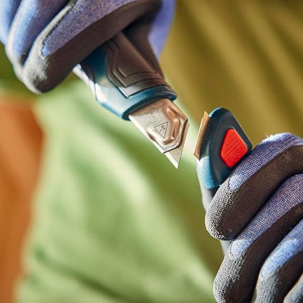 BOSCH H11-12100-1 18mm Snap-Off Utility Knife | Soft Grip, Slider Mechanism, and Integrated Blade Snap
