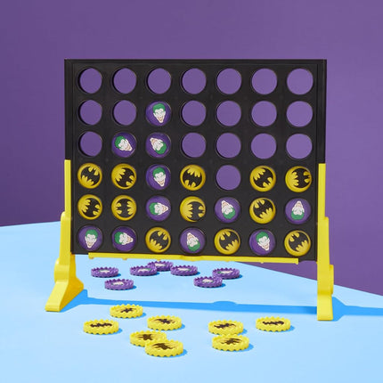 Connect 4 Batman Game | Batman-Themed 4 in a Row Game | Ages 6 and Up| For 2 Players | Strategy Board Games for Kids and Families (Amazon Exclusive)