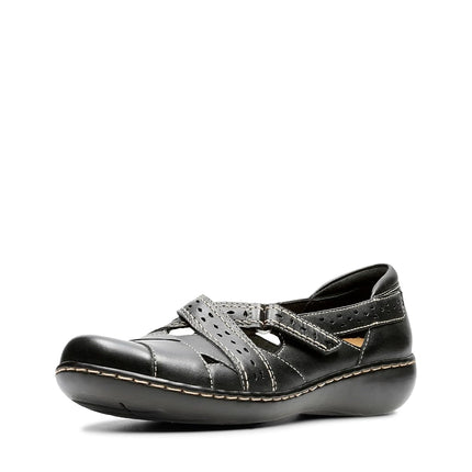 Clarks Women's Ashland Spin Q Slip-On Loafer, Blac