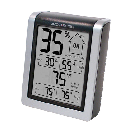 ACURITE 00613 Higrómetro digital y termómetro para interiores, medidor de humedad precalibrado, negro, 7.6 cm de alto x 6.3 cm de ancho x 3.3 cm de profundidad