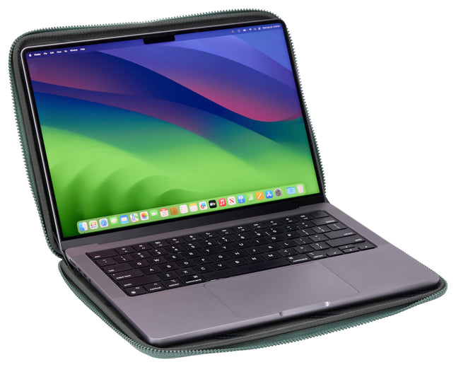Thule MacBook 14 inch protective case - Hard outer protection - Padded interior to prevent scratches and damage - Use in case