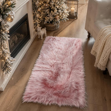 EasyJoy Faux Sheepskin Rug, Fluffy Faux Fur Rug, U