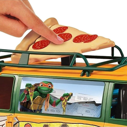 Teenage Mutant Ninja Turtles: Mutant Mayhem Pizza Fire Delivery Van. Ideal present for boys 4 to 7 years and TMNT fans!