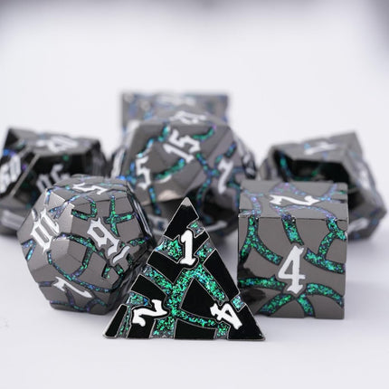 Metal Dice for DND - Ancient Cracked - Black Green Glitter Cracks