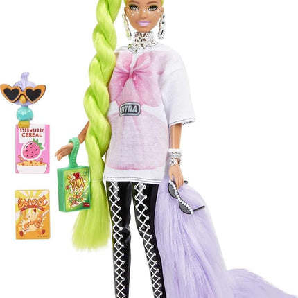 Barbie Extra Doll #11 in Oversized Tee & Leggings 