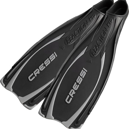 CRESSI since 1946 - Reaction Pro Full Foot Fins for Snorkelling Scuba Diving Freediving and Swimming Long Blade Flippers with Comfortable Fit Grip Sole for Adult Sea Use