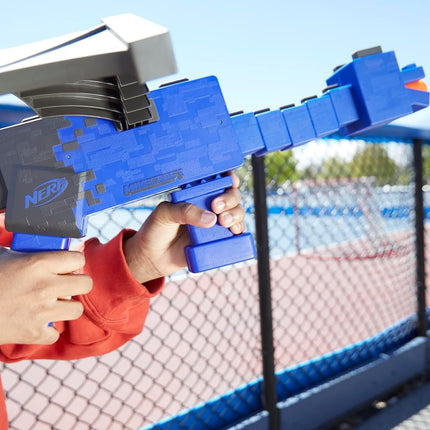 NERF Minecraft Ender Dragon Blaster, Clip interne de 4 fléchettes, 12 fléchettes en mousse Elite, Design inspiré du mob Minecraft du jeu