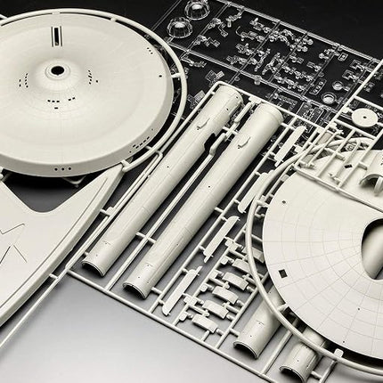 Revell 04991 U.S.S. Enterprise NCC-1701 (TOS) 1:600 Scale Unbuilt/Unpainted Plastic Model Kit
