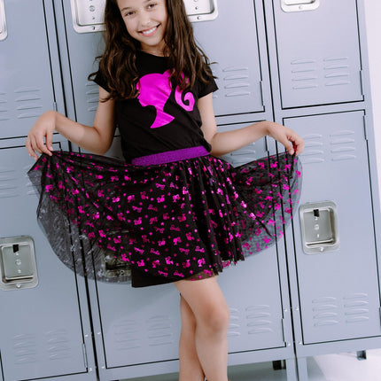Barbie Girls Camiseta con estampado metálico y falda de malla de tul para niñas pequeñas a mayores, Negro/Película rosa, 6