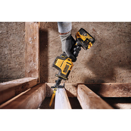 Sierra de sable inalámbrica DEWALT DCS369B Atomic 20V MAX de una mano (solo herramienta)