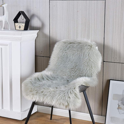 EasyJoy Faux Fur Soft Fluffy Single Sheepskin Style Rug Chair Cover Seat Pad Shaggy Area Rugs for Bedroom Sofa Floor (2 x 3 ft Sheepskin, Light Grey)