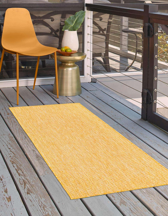 Tapis d'extérieur uni Unique Loom Collection - Uni (Coureur 0,6 m x 1,8 m, Jaune)