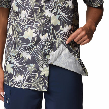Columbia Men's Super Slack Tide™ Camp Shirt, Cypress Tropicfield, Medium