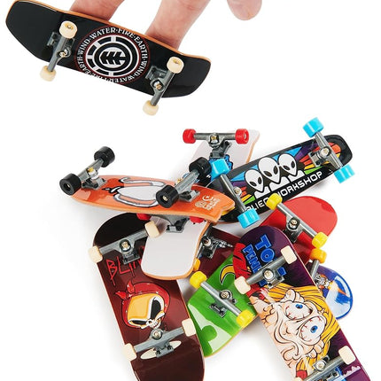 Tech Deck, 25th Anniversary 8-Pack Fingerboards with Exclusive Figure, Collectible and Customisable Mini Skateboards, Kids’ Toys for Ages 6 and up