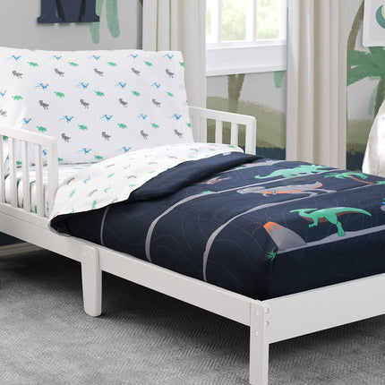 Juego de ropa de cama para cuna de 4 piezas Delta Children para niños - Edredón reversible 2 en 1 - Incluye edredón ajustable para mantener a los pequeños cómodos, sábana bajera, sábana encimera, funda de almohada - Dinosaurio Jurásico