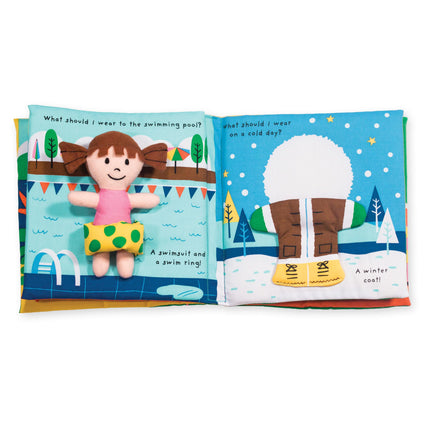 Melissa & Doug Libro de actividades de tela - ¿Qué me pongo? (Juguete de desarrollo, lavable a máquina)