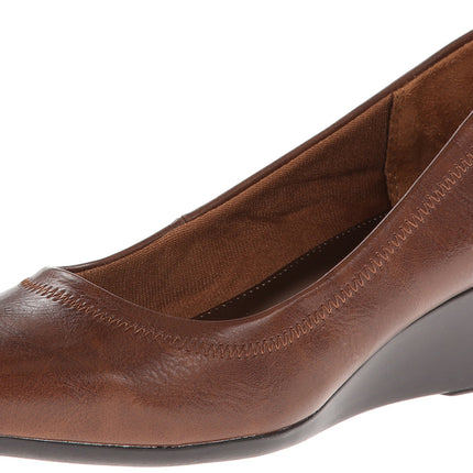 LifeStride Women's Groovy Wedge Pump, darktan, 8 W