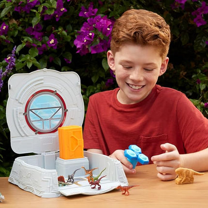 Mattel Jurassic World Distortus Rex Lab Sensory Playset with 8 Mini Figures, Model Clay and Spin & Pop Fidget Features in Fold Up Case, JKG89, 10" x 10"
