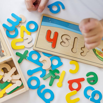 Melissa & Doug See & Spell − Wooden Alphabet Letters with Flash Cards | Educational Word Puzzles for Children | Age 4–6
