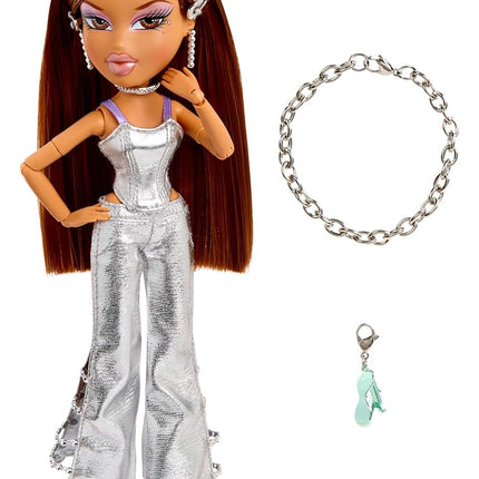 Bratz Charmz Yasmin Fashion Doll with Collectible Charm Bracelet