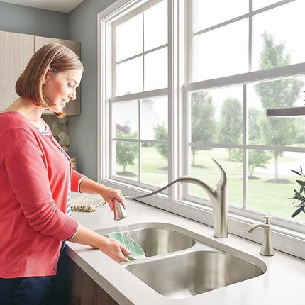 Moen 7545SRS Camerist Robinet de cuisine rétractable à une poignée avec Power Clean et Reflex, acier inoxydable anti-taches, 0,375