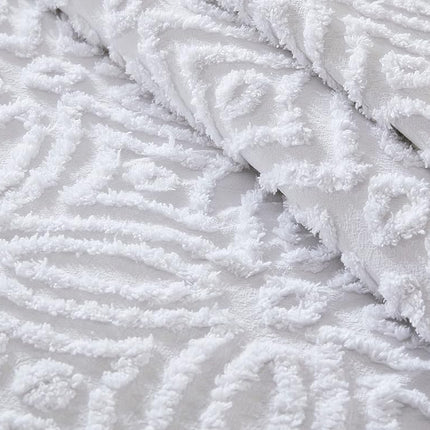 Beatrice Home Fashions Wedding Ring Chenille Bedspread, Queen, White