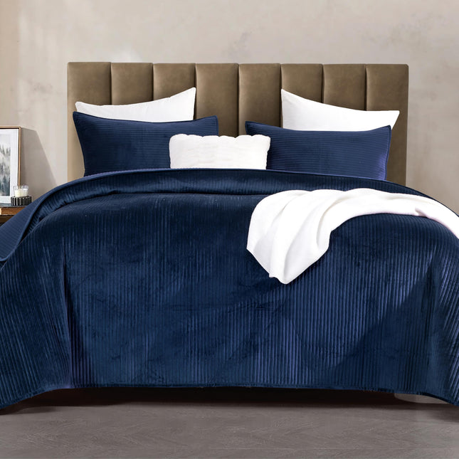 Parure de lit élégante en velours et velours côtelé à rayures, 3 pièces de luxe, courtepointe ultra douce – Parure de lit confortable en velours – Parure de lit matelassée 3 pièces de poids moyen avec taies d'oreiller assorties, grand lit, bleu marine