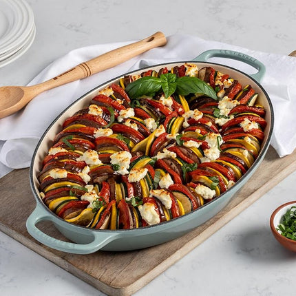 Le Creuset Enameled Cast Iron Signature Oval Baker, 3 qt., White