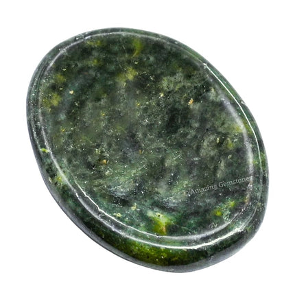 Amazing Gemstone Green Jade Worry Stone Crystals and Healing Stones - Worry Stones for Stress Relief Gift - Piedra Crystal Fidget for Meditation, Relaxation - Unique Stocking Stuffers & Birthday Gifts