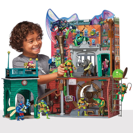 Teenage Mutant Ninja Turtles: Mutant Mayhem Sewer Lair Playset. Ideal present for boys 4 to 7 years and TMNT fans!