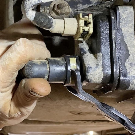 Lisle 37140 Disconnect Pliers, 45 Degree