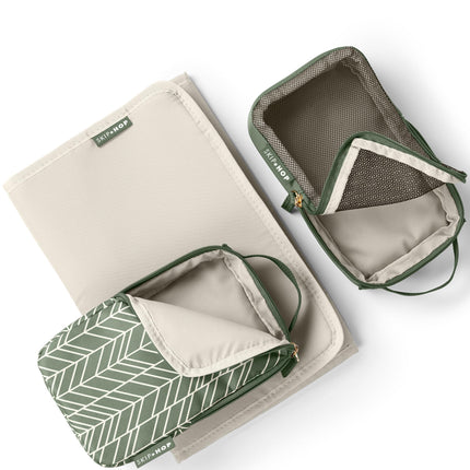 Mochila Skip Hop para pañales: Forma, bolsa de viaje multifunción para bebé con cambiador y accesorios para cochecito, salvia