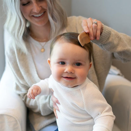 Dr. Brown's Wooden Brush and Comb Set for Babies - Soft Fibres for Delicate Scalp - Ideal for Daily Care and Milk Scab