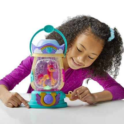 My Little Pony: A New Generation Movie Sparkle Reveal Lantern Sunny Starscout - Light Up Toy with 25 Pieces, Surprises