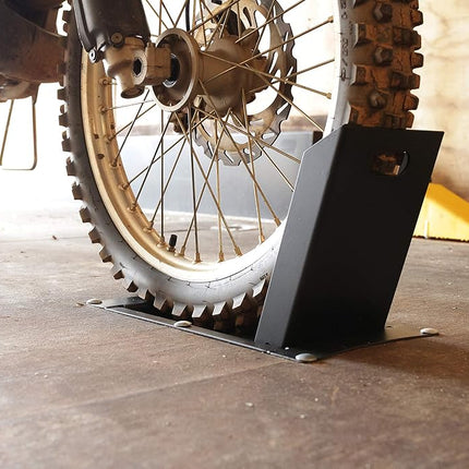 Camco Recessed Motorcycle Wheel Chock - Accommodates Most tire Sizes - Constructed of Powder-Coated Steel (66101)