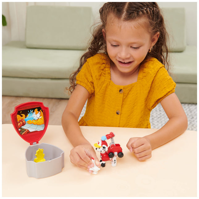 Pat' Patrouille, La Super Patrouille des Camions, Figurine articulée de Marcus avec drone de secours à clipser, centre de commande et animal ami, jouets pour enfants à partir de 3 ans