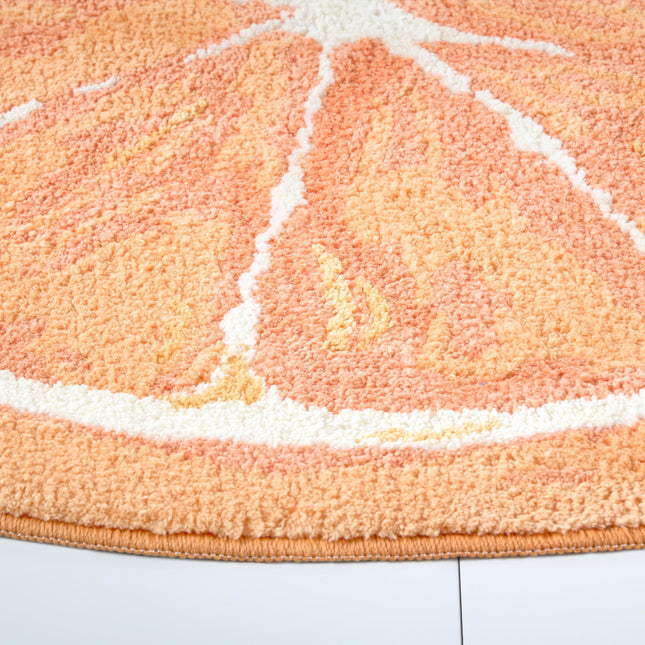 Alfombra de baño TOWN & COUNTRY PLAY con forma de media rodaja de naranja, alfombrilla de suelo con pelo absorbente, reverso antideslizante, lavable a máquina, naranja, 34.7"x18.1"