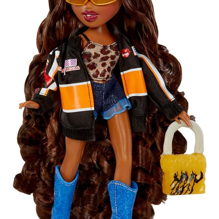 Bratz Goin' Out! - Sasha - 1 Collectible Fashion Doll with Accessories, Comes with an Outfit, a Purse, a Pair of Sunglasses, and a Brush - Kids Toy - Great for Ages 6 and Older