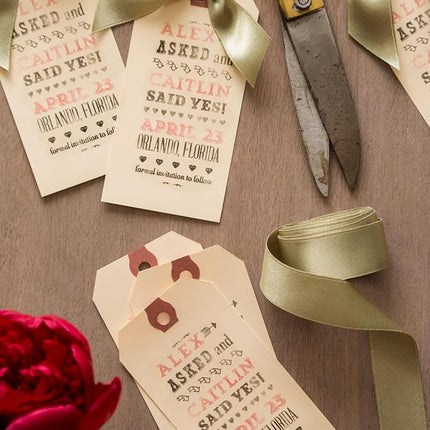 Avery Shipping Tags with Wire, 11.5 pt. Stock, 2-3/4" x 1-3/8", 1,000 Manila Hang Tags (12601)