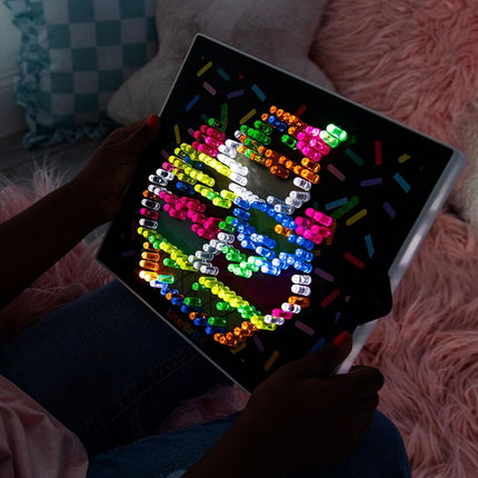 Lite Brite | Ultimate Classic | Light Up Drawing Board, LED Board with Colours, Light Up Toys for Creative Play, Glow Art Neon Effect Drawing Board, Light Toys for Kids Ages 4+, Packaging May Vary