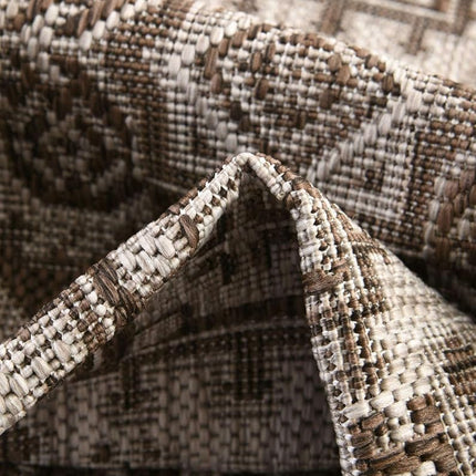 Unique Loom Outdoor Aztec Collection Area Rug - Chalca (5' 3" Square, Brown/Ivory)