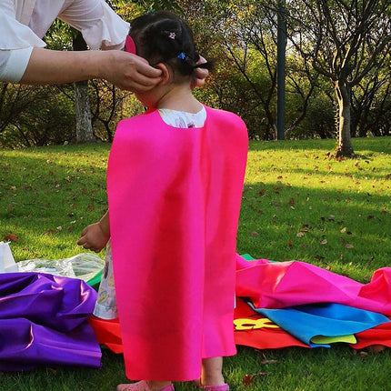 ADJOY Capas y Máscaras de Superhéroes para Niños Paquete de 14 Sets con Pegatinas de Superhéroes - Capas de Disfraz para Fiestas de Cumpleaños Temáticas de Superhéroes