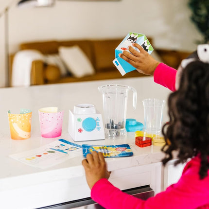 Juego de batidora para hacer batidos Melissa & Doug – Kit de juego de simulación de madera de 22 piezas con frutas, verduras y batidora – Juguete de cocina interactivo para niños a partir de 3 años