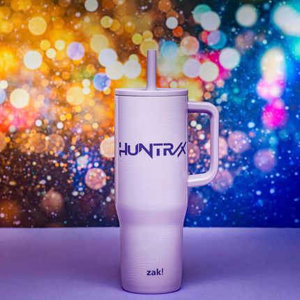 Zak Designs Kpop Demon Hunters Gobelet de voyage Sutton pour les déplacements, 887 ml en acier inoxydable avec isolation sous vide, paille en silicone et poignée de transport pour boissons froides (Huntrix)