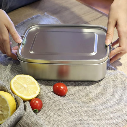 Stainless Steel Lunch Box - 800ml, Eco & Recyclable Food Container, Leakproof & Dishwasher Safe, BPA Free, On-The-Go Eating Design for Adults & Teens