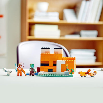 LEGO Minecraft The Fox Lodge - Play and Display House Toy with a Hero, Mob and Animal Figures plus Accessories incl. a Diamond Sword - Gaming Gift for 8+ Year Old Boys & Girls - 21178