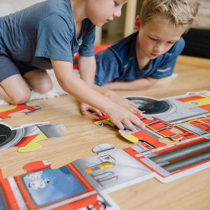 Melissa and Doug - Giant Fire Truck Floor Puzzle 24 pieces