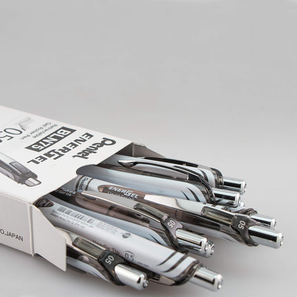 Stylo-gel liquide Pentel EnerGel Pearl Deluxe RTX
